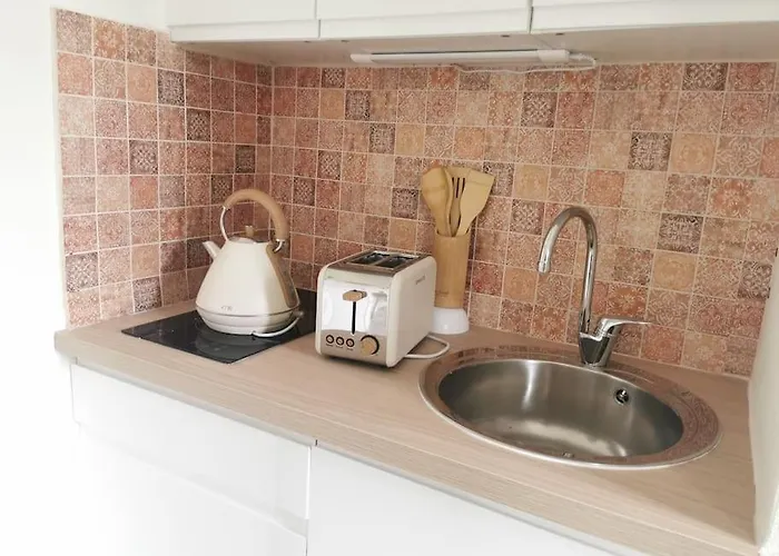 Le Bohemien *studio 30m²*wifi*parking Prive*calme Lourdes